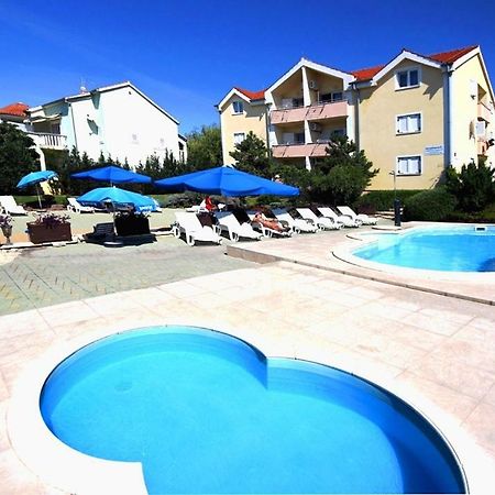 Dalmacia Apartments Срима Екстериор снимка