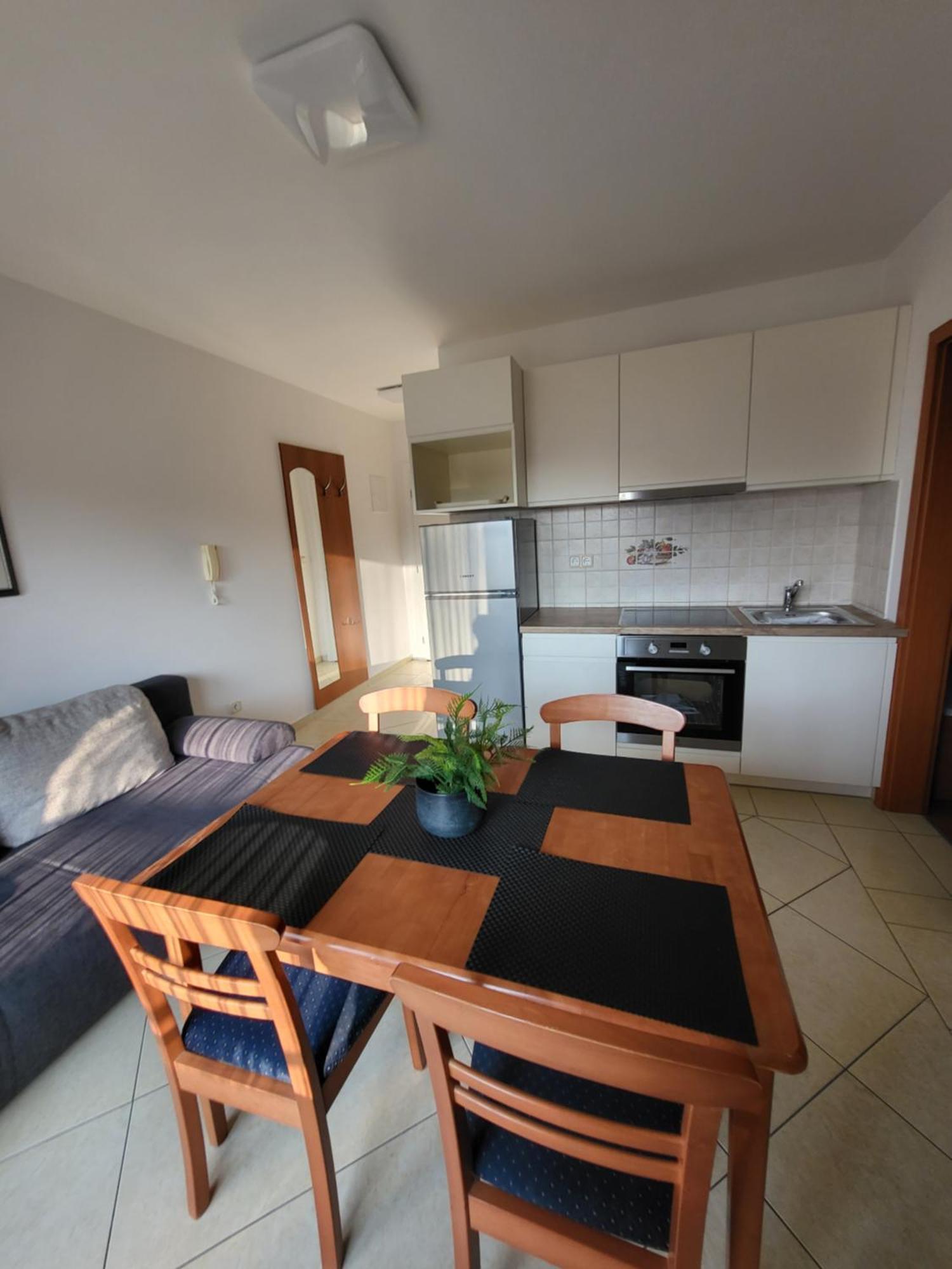 Dalmacia Apartments Срима Екстериор снимка