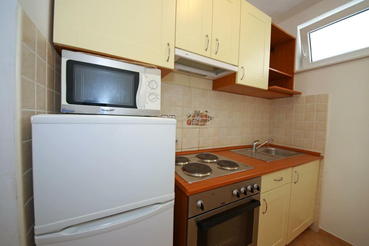 Dalmacia Apartments Срима Екстериор снимка